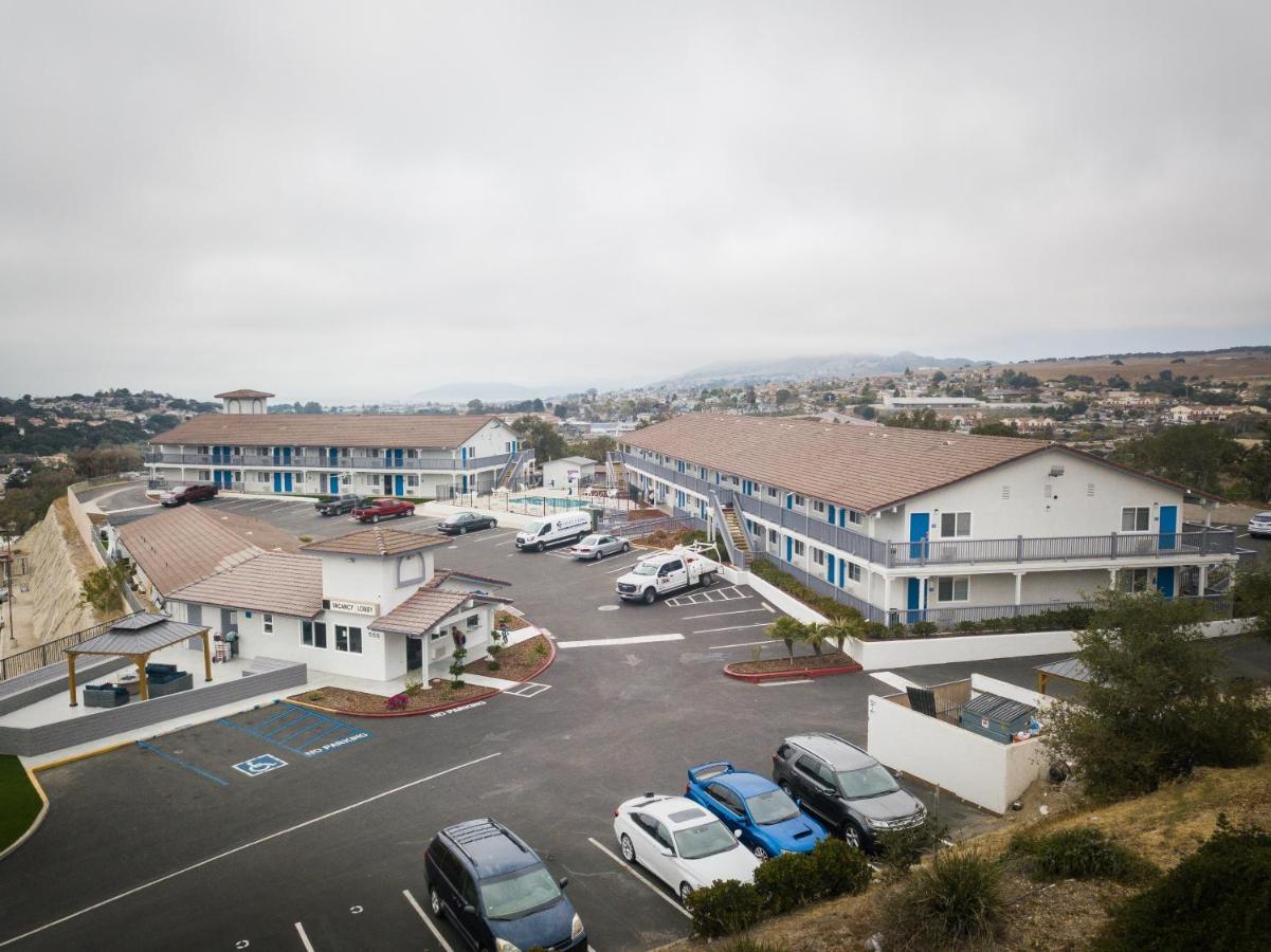 Days Inn By Wyndham Arroyo Grande Pismo Beach Exterior photo