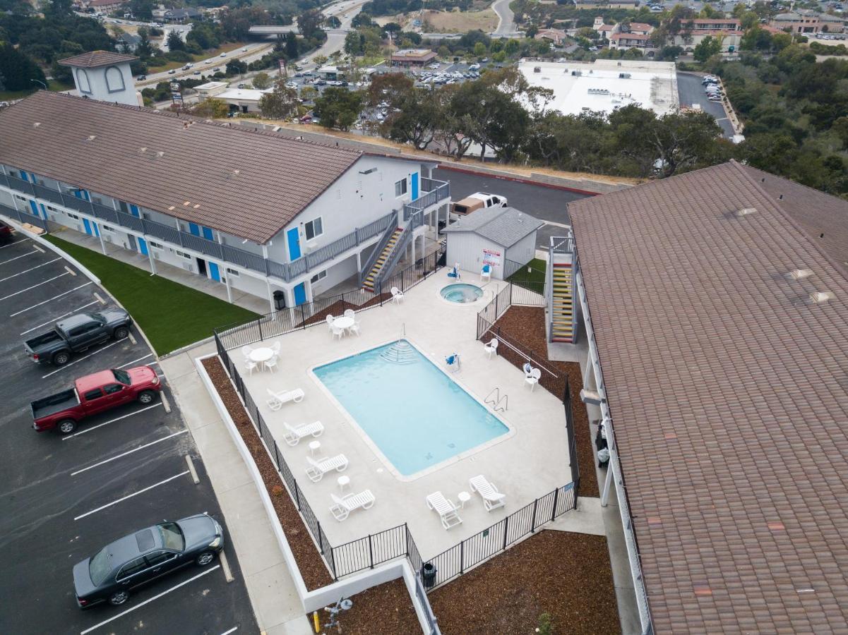 Days Inn By Wyndham Arroyo Grande Pismo Beach Exterior photo