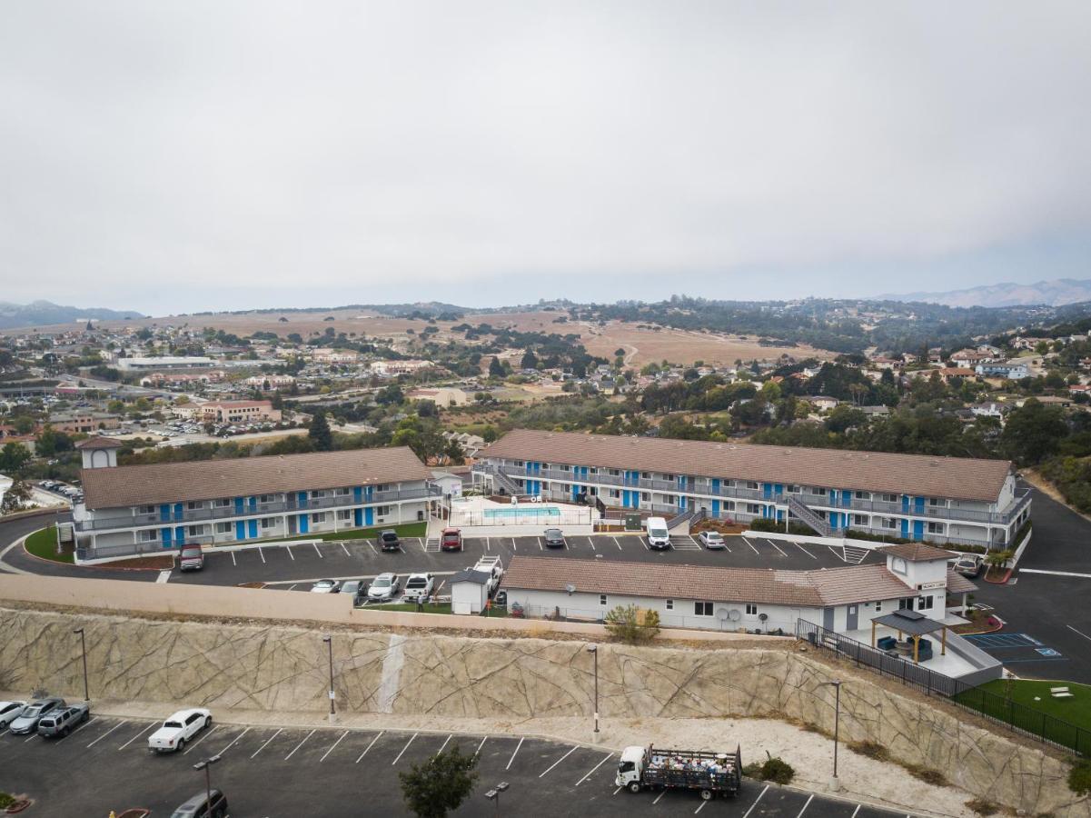 Days Inn By Wyndham Arroyo Grande Pismo Beach Exterior photo
