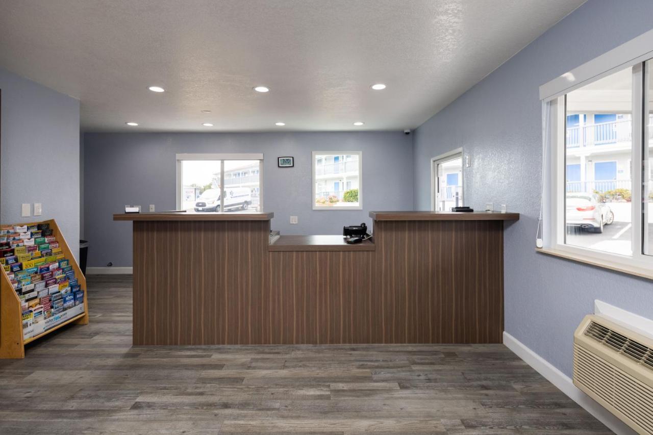 Days Inn By Wyndham Arroyo Grande Pismo Beach Exterior photo